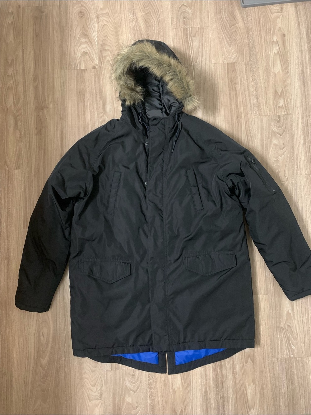 Men's Black Hooded Parka Coat with Faux-Fur Trim